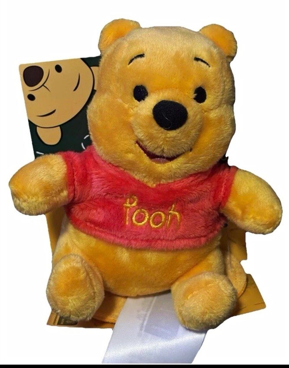 Disney Winnie the Pooh Authentic Disney Parks Shoulder Pal Plush Magnet